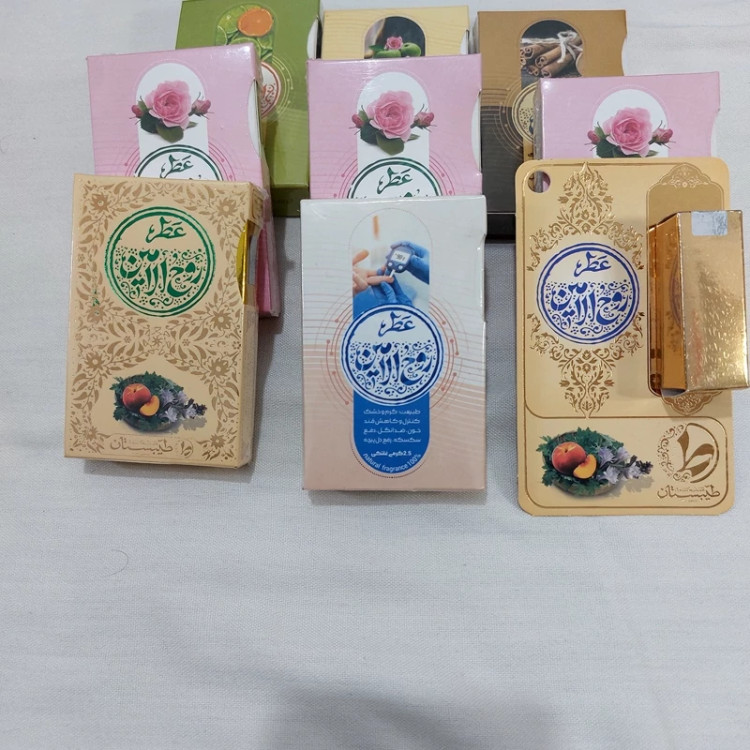 خرید عطر طبیعی روح الامین طیبستان Buy natural perfume of the Holy Spirit of Tayyipistan